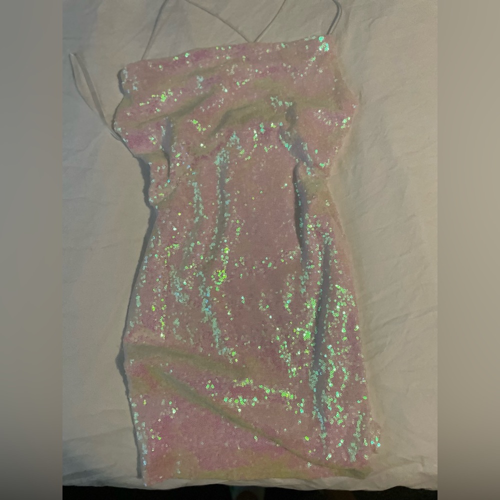 Dress - Picture 2 of 3